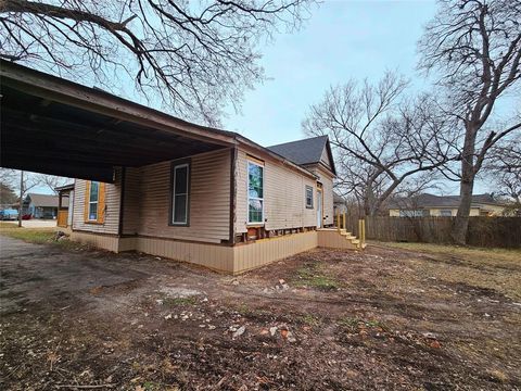 A home in Sherman