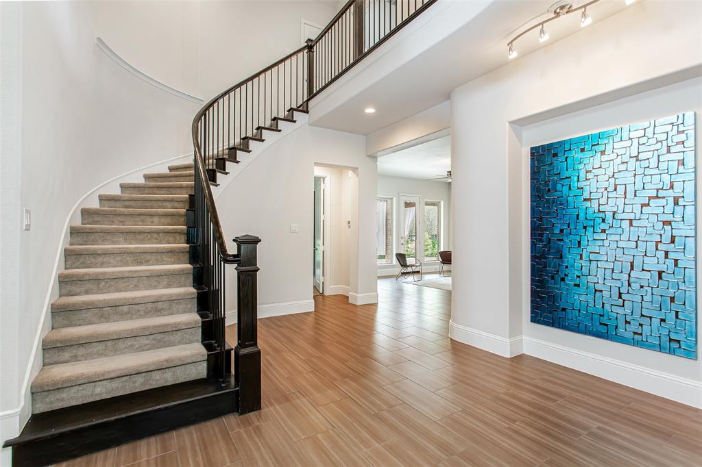 Starcreek Ph Six - Residential