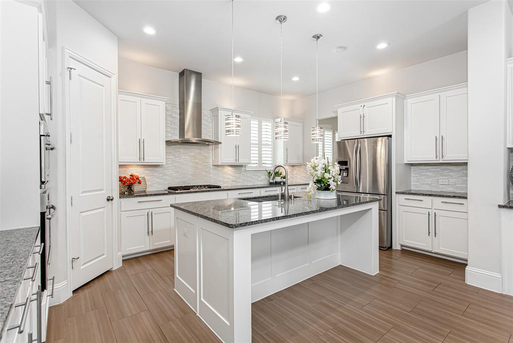 Starcreek Ph Six - Residential