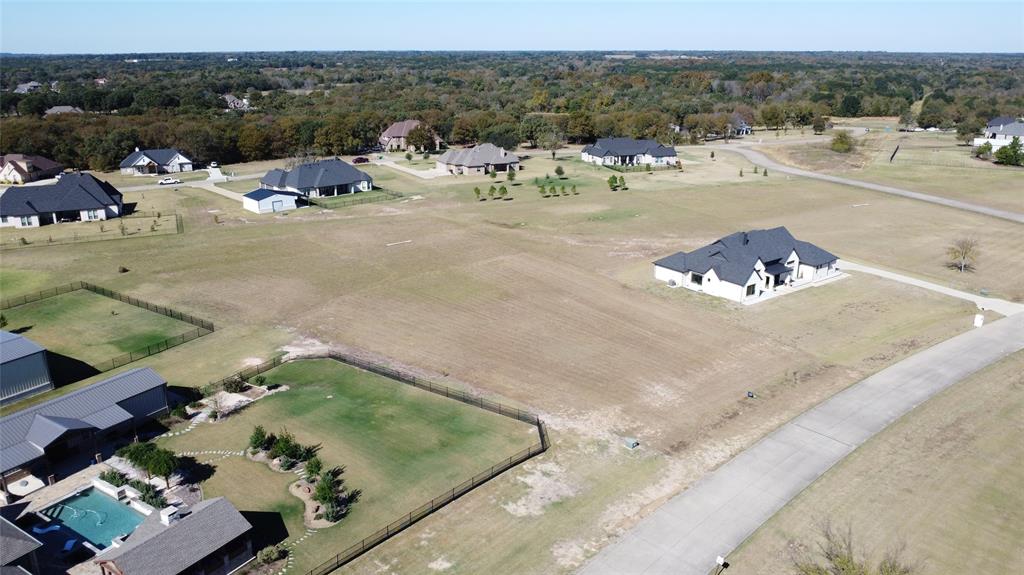 1211 Shadow Lakes Drive