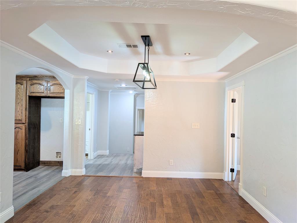 ELAM HEIGHTS - Residential