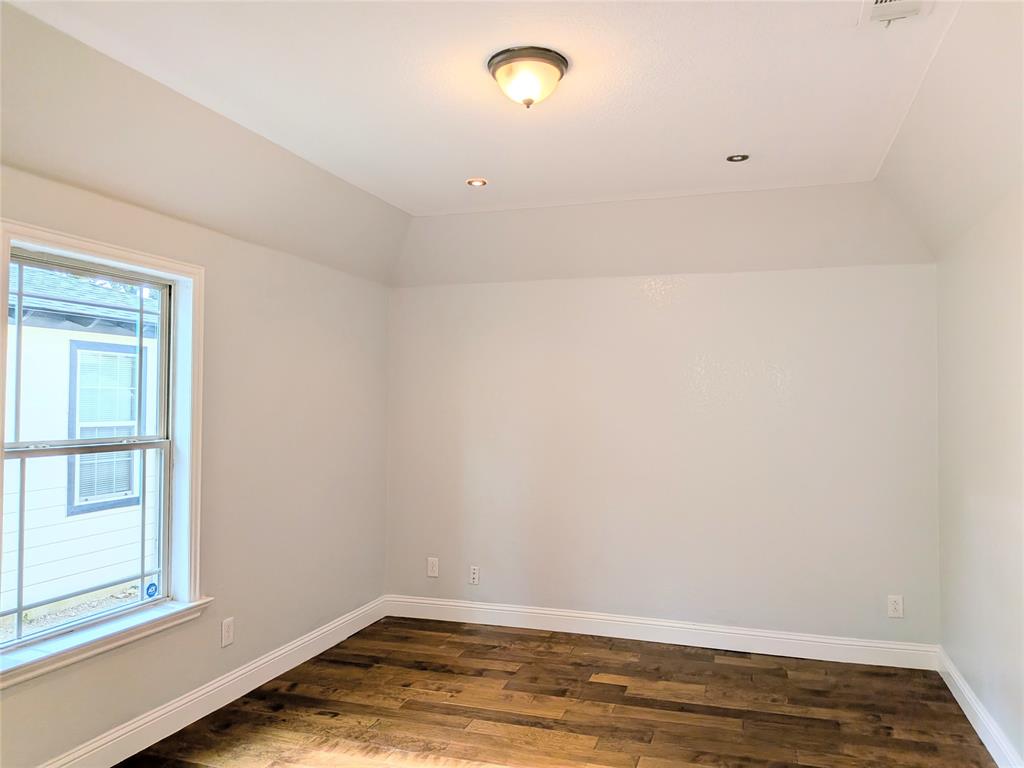 ELAM HEIGHTS - Residential