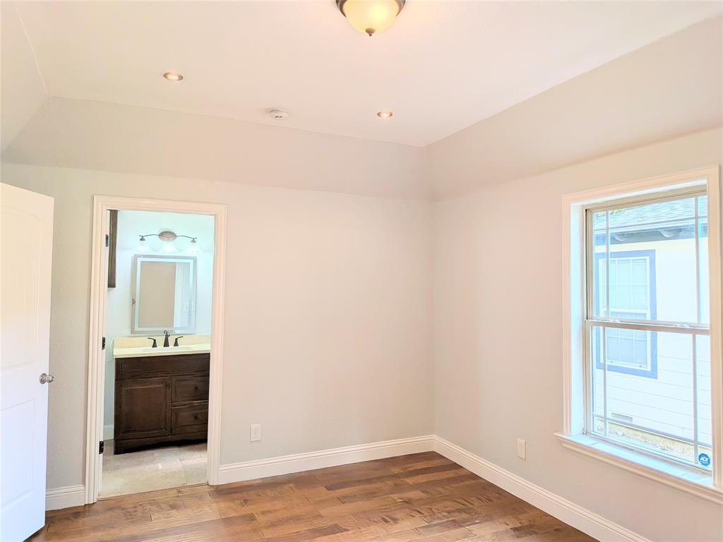 ELAM HEIGHTS - Residential