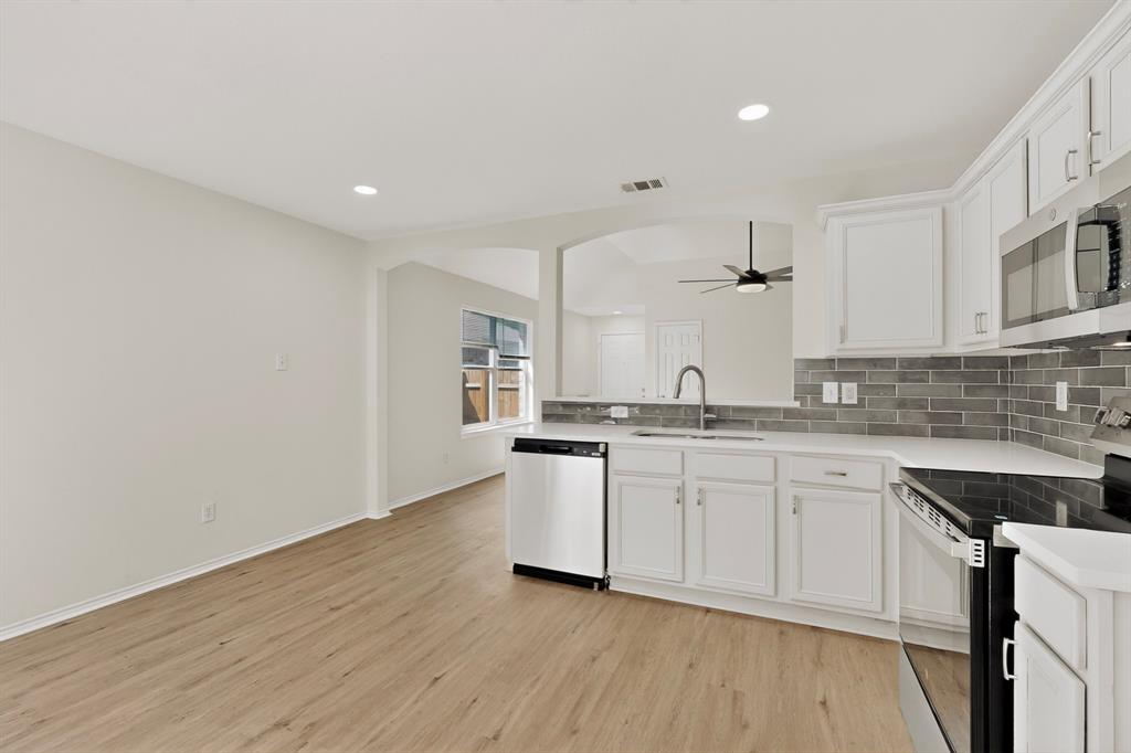 Montecito Plaza - Residential