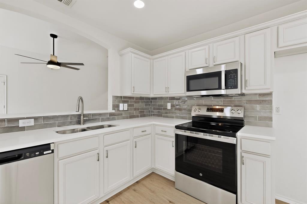 Montecito Plaza - Residential