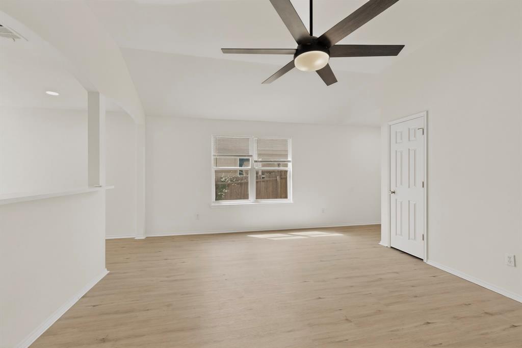 Montecito Plaza - Residential