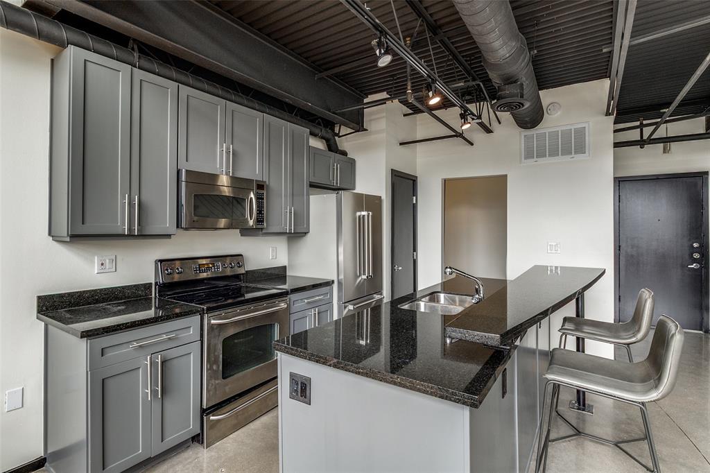 3110 Thomas Avenue 535