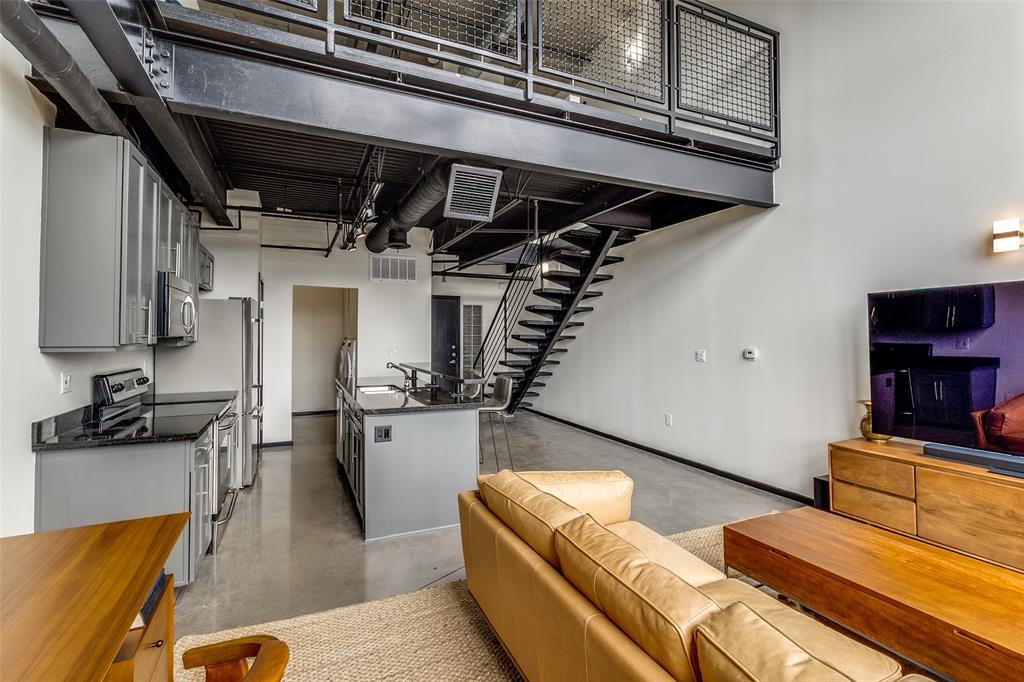 3110 Thomas Avenue 535