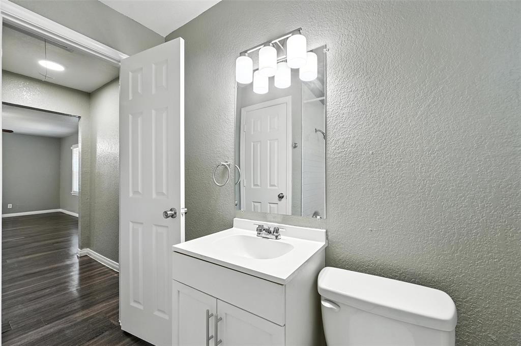 Deerpath Village 05 - Residential