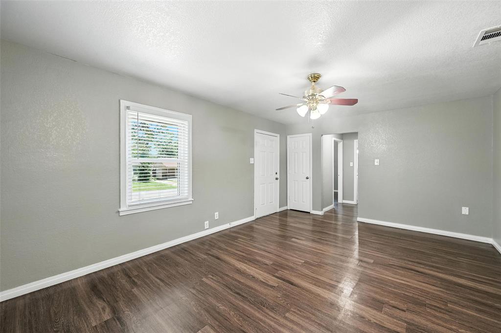 Deerpath Village 05 - Residential