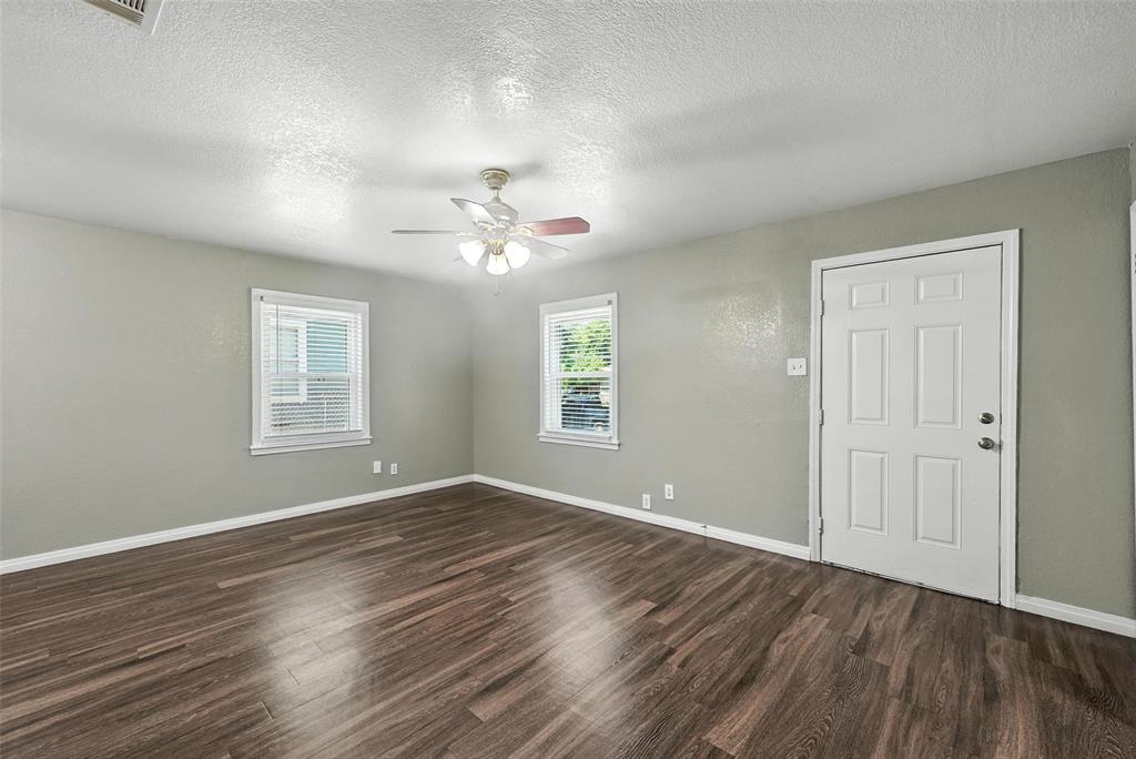 Deerpath Village 05 - Residential