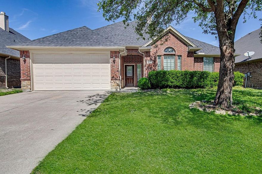 Move in ready! No HOA! Popular layout featuring 2 full-sized primary bedrooms. No carpet. Engineered hardwood flooring in the living, dining, and bedrooms. Split bedroom layout. Large floorplan with 5-bedrooms, 3 baths, and 2 dining areas. The kitchen features tons of counter space, an island, a walk-in pantry, a breakfast bar, and a built-in desk. This beautiful property is located in the desired neighborhood of Shannon Creek and is situated on a cul-de-sac. The roof was replaced in 2023. A property survey is available. Burleson ISD. Close to entertainment, schools, dining, and shopping. New Alley Cats entertainment and movie theater is just a few minutes away. A few minutes away from the popular H-E-B.