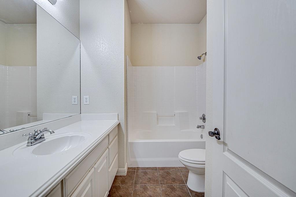 Shannon Creek Ph 01 - Residential Lease