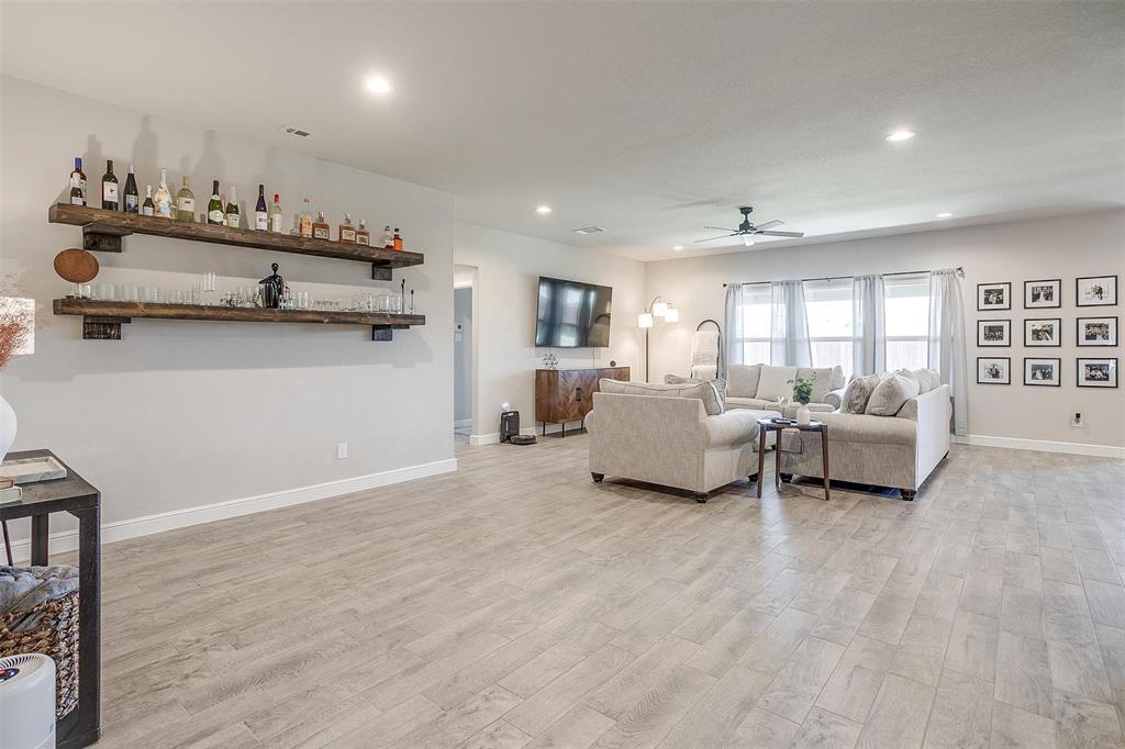 1338 Elmwood Drive