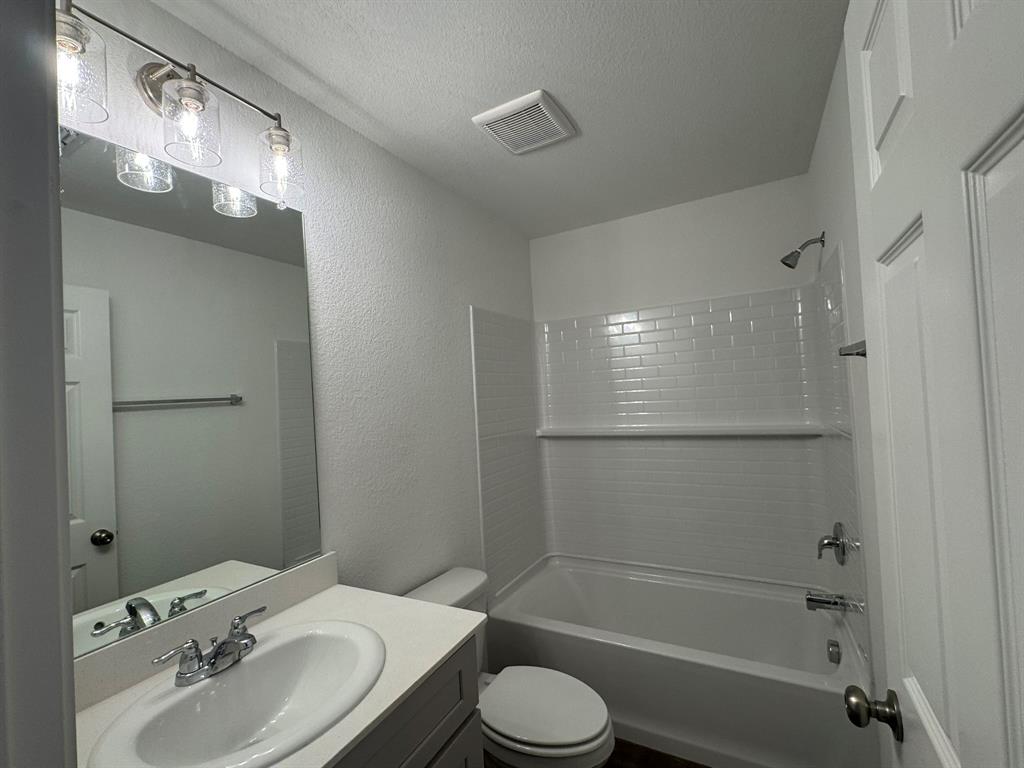 ALPHA RANCH - Residential Lease