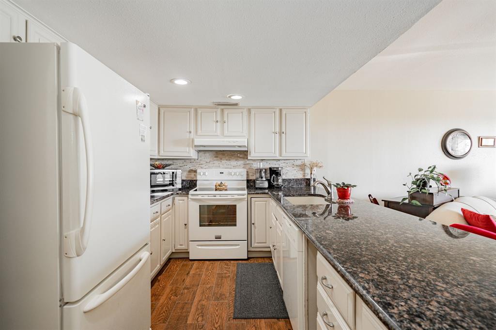 Cutter Hill #2 - Residential