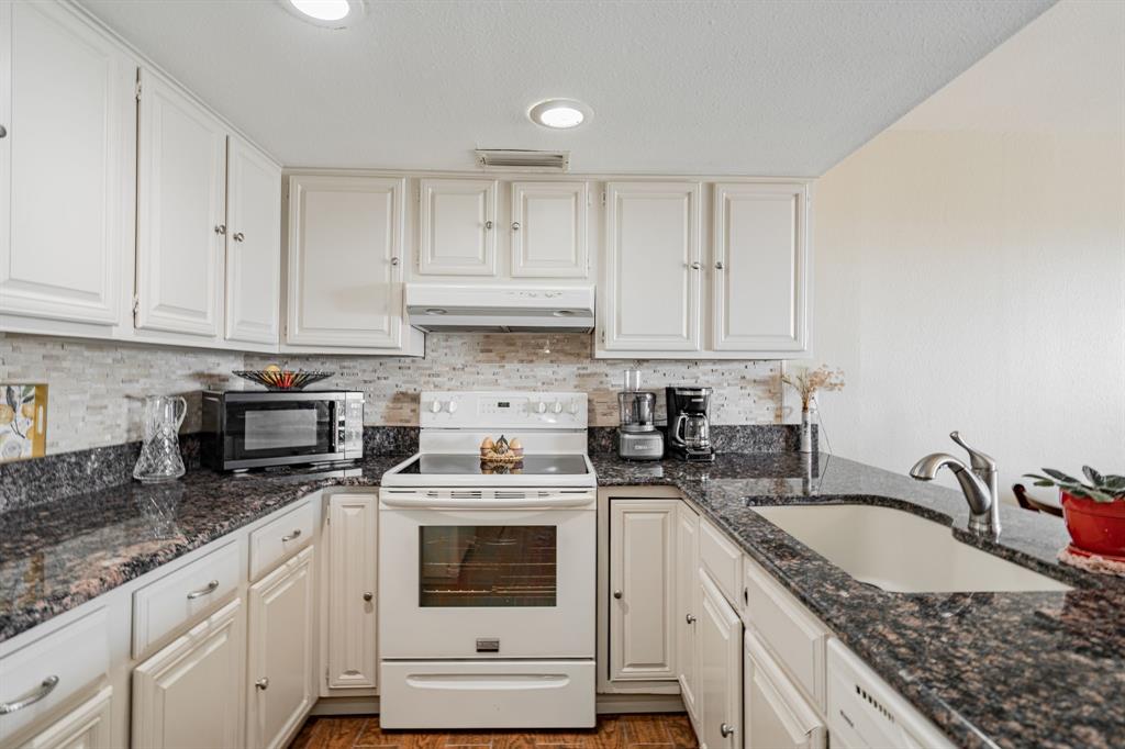 Cutter Hill #2 - Residential