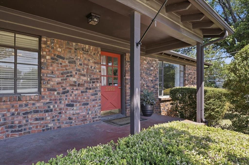 3808 Trail Lake Drive