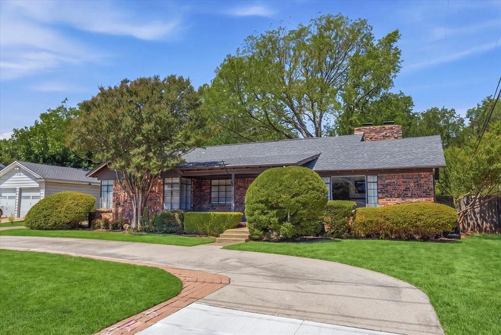 3808 Trail Lake Drive
