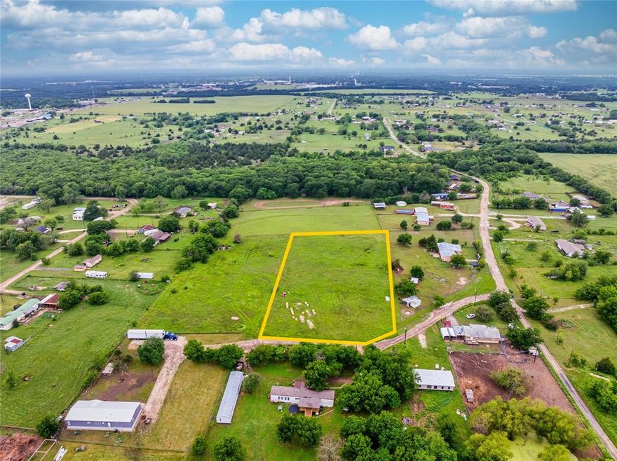2 acres of open land ready for your vision in the quiet outskirts of Quinlan! Whether you’re looking to build, move a mobile home, or just escape the city, this lot offers the space and freedom to make it happen. Located outside city limits with no known zoning restrictions. Easy access to Quinlan schools, town amenities, and Lake Tawakoni. Buyer to verify utilities and any restrictions with Hunt County