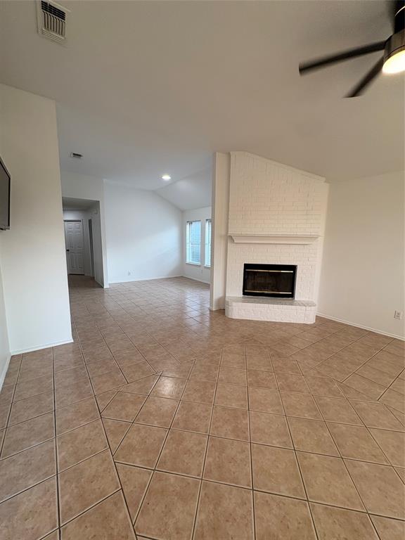 Woodcrest Ph 01 - Residential Lease