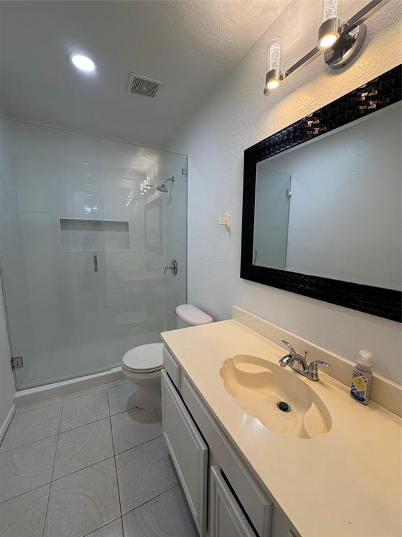 Woodcrest Ph 01 - Residential Lease