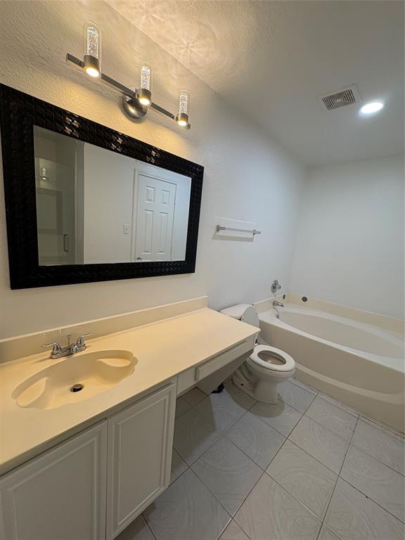 Woodcrest Ph 01 - Residential Lease