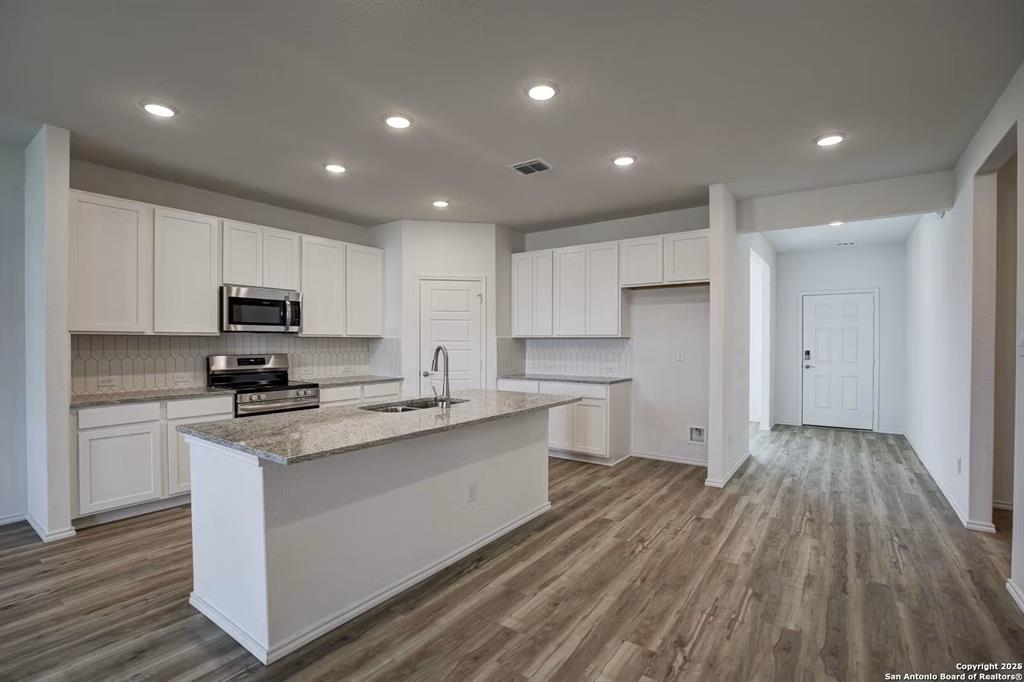 313 Jills Path