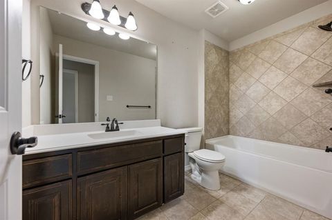 Tiny photo for 612 Ravenwood Drive, Saginaw, TX 76179 (MLS # 21098859)