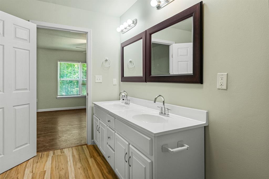 Red City - Residential