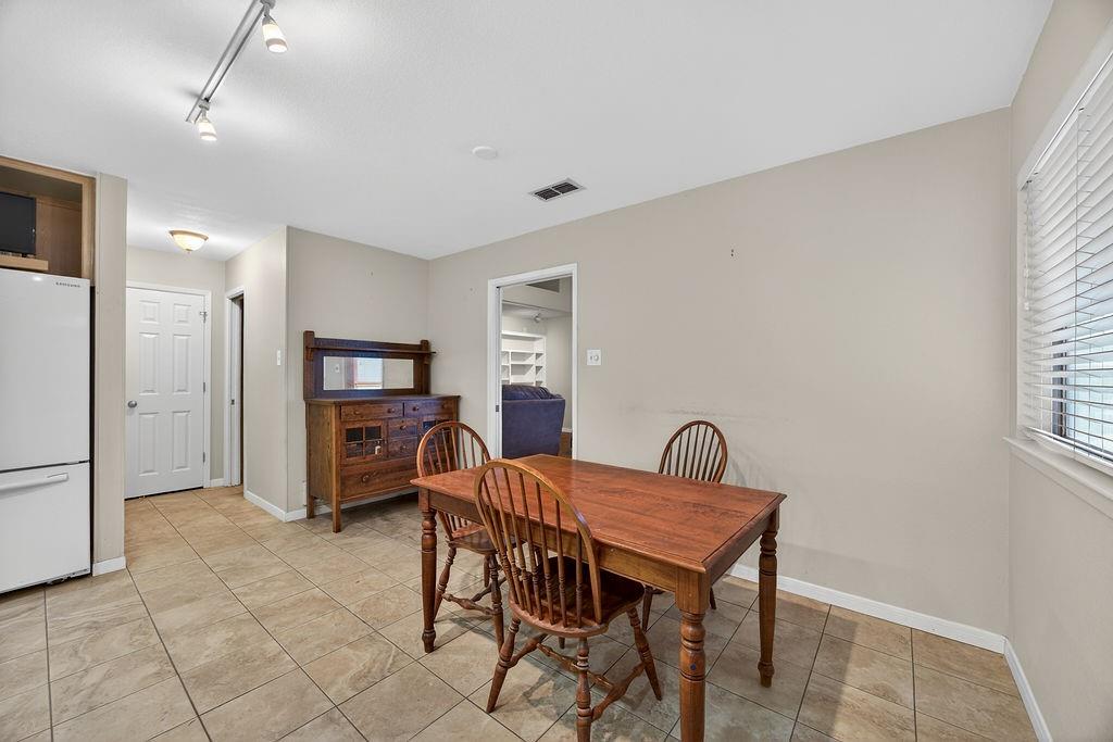 Meadow Lakes Add - Residential