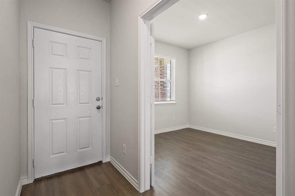 2412 Dahlia Drive