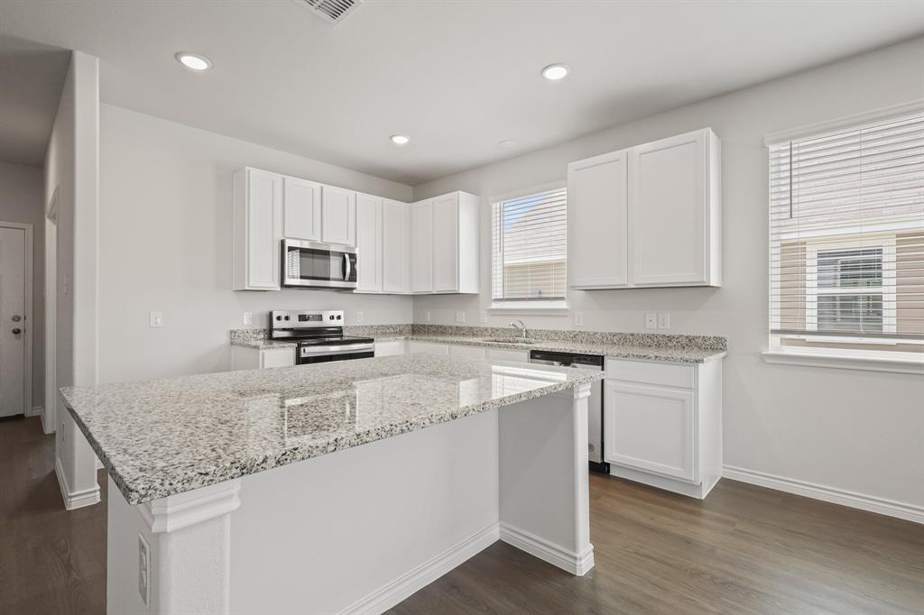 2412 Dahlia Drive