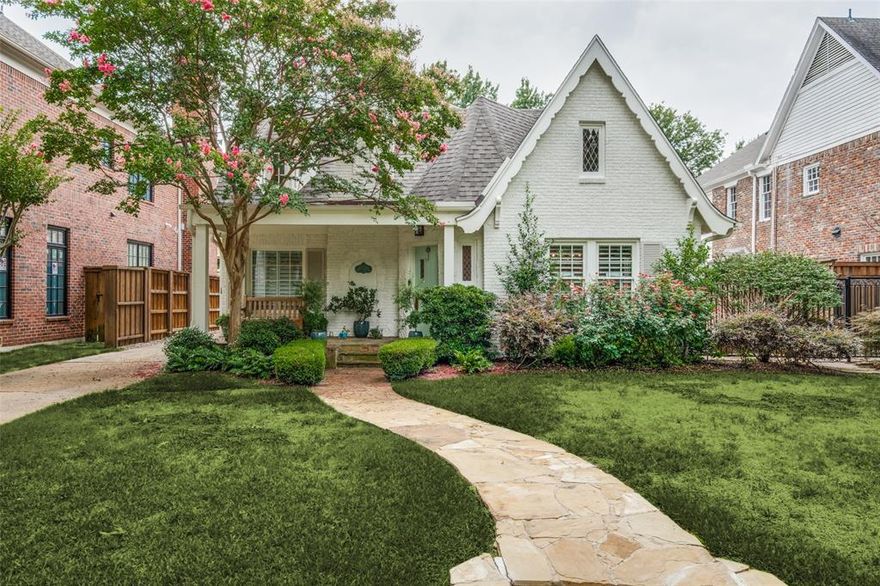 This well-maintained Tudor style cottage in University Park stands out with a rare 60' lot in the Fairway. Classic architectural features—arched doorways, tall ceilings, and large windows—create a bright, open interior. The updated kitchen includes updated cabinetry, hardware and stainless steel appliances, offering both style and practicality.

The spacious primary suite is located on the main level, with three additional bedrooms and a flex space upstairs. A turfed backyard provides room for outdoor activities, while the generous side yard includes a deck and comfortable seating area—ideal for everyday use or casual entertaining.

Conveniently located just two blocks from University Park Elementary, Curtis Park, and Snider Plaza.