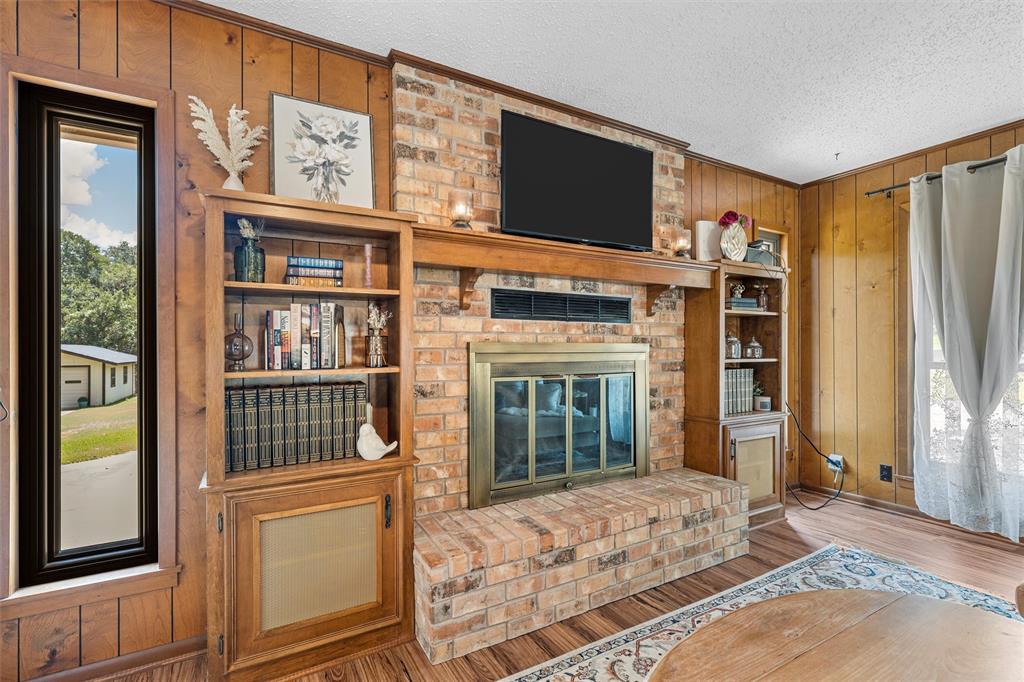 J M White - Residential