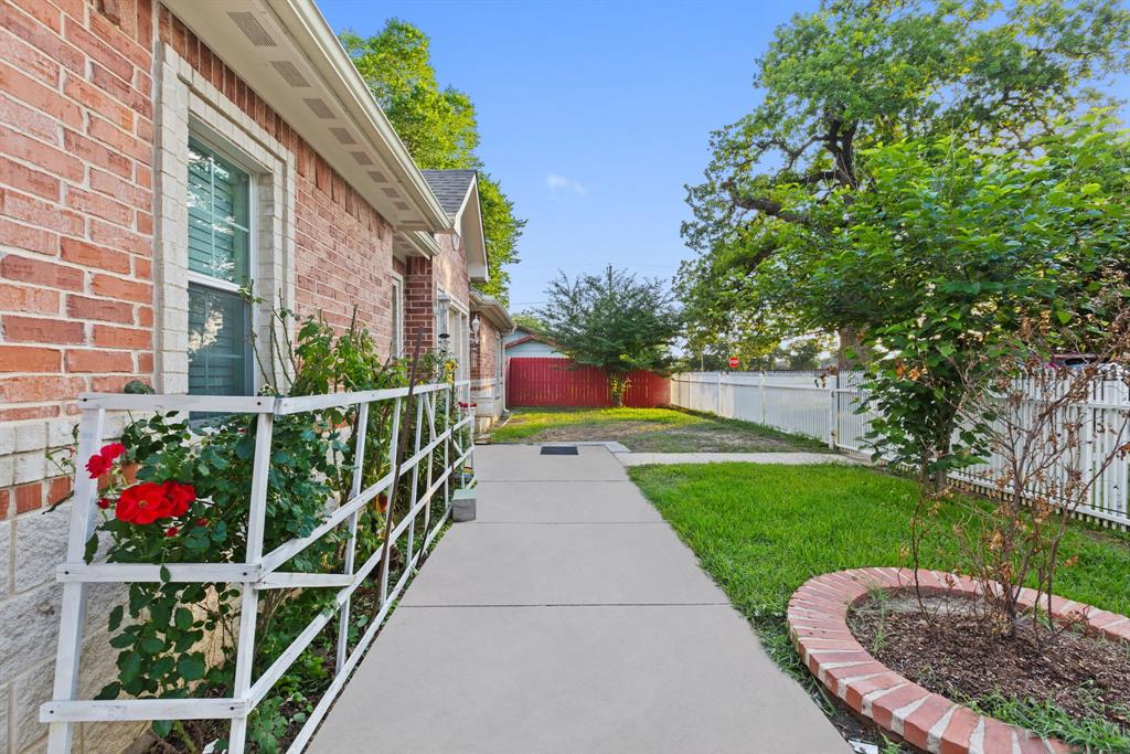 Block 7 8802 - Residential