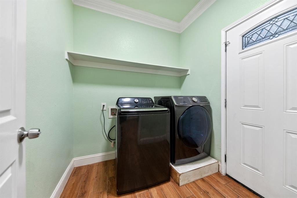 Block 7 8802 - Residential
