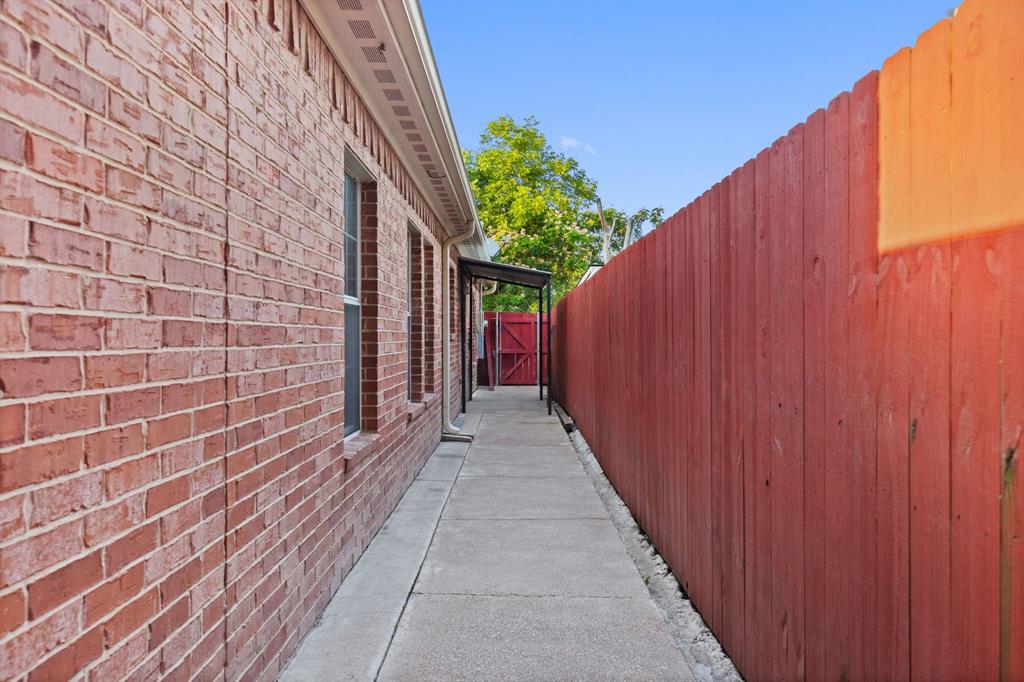 Block 7 8802 - Residential