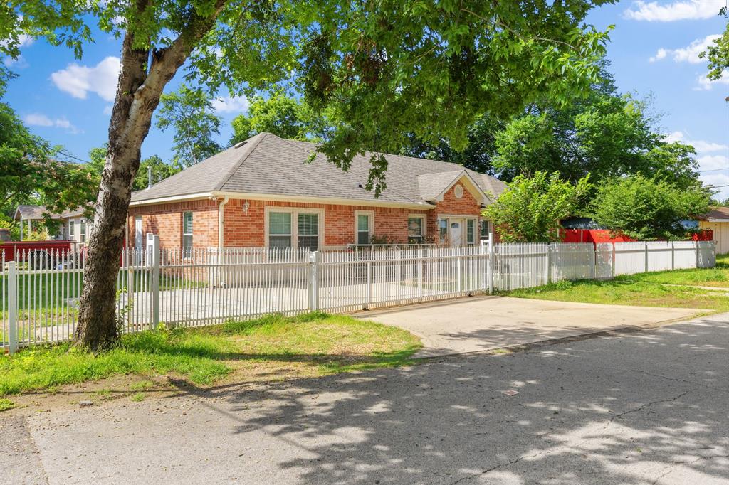 Block 7 8802 - Residential