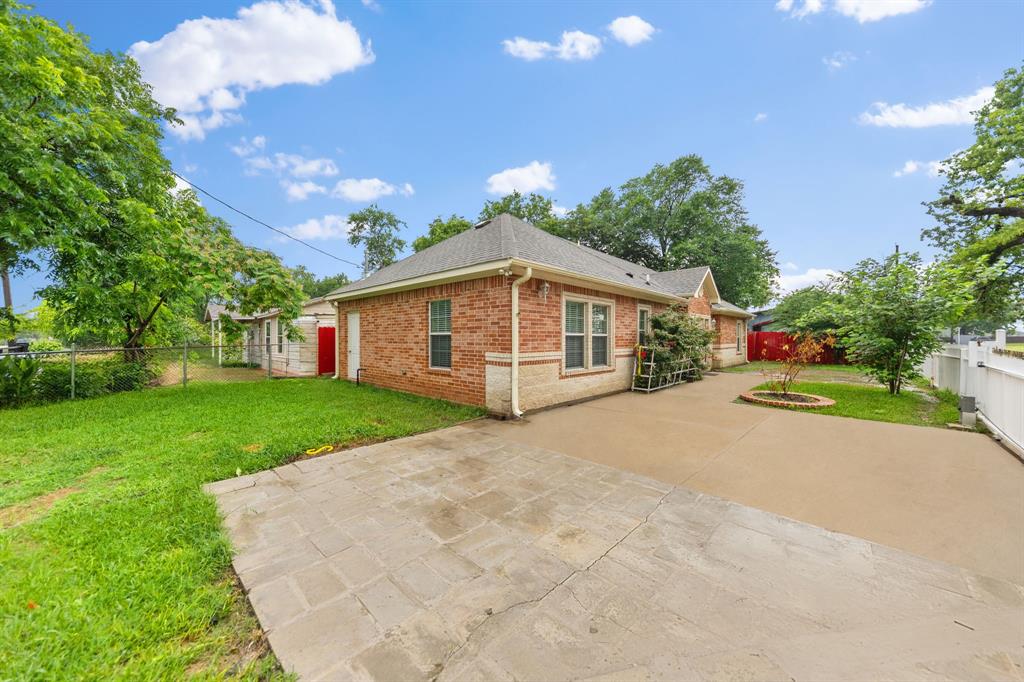 Block 7 8802 - Residential