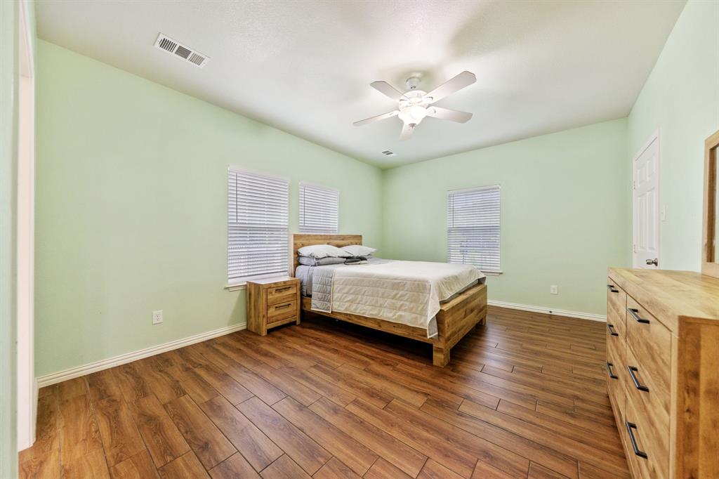Block 7 8802 - Residential