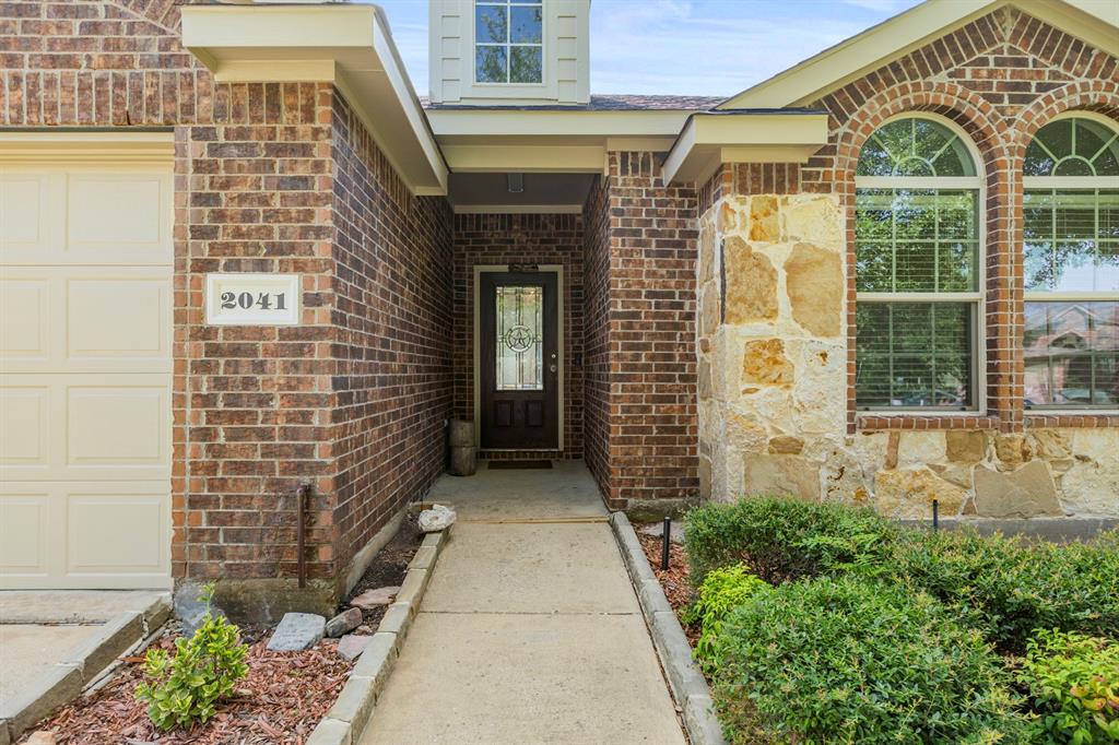 2041 Shady Glen Trail