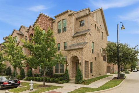 Photo of 2437 Springhill Avenue, Flower Mound, TX 75028 (MLS # 21275805)