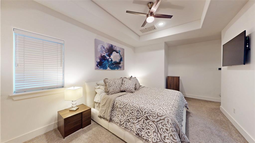 Bryan Pkwy Condos Bldg 5811 - Residential