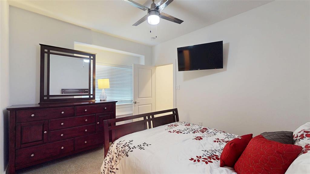 Bryan Pkwy Condos Bldg 5811 - Residential