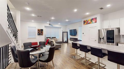 5811 Bryan Parkway 10 Dallas TX 75206