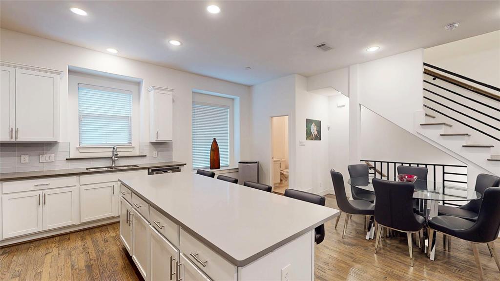 5811 Bryan Parkway 10