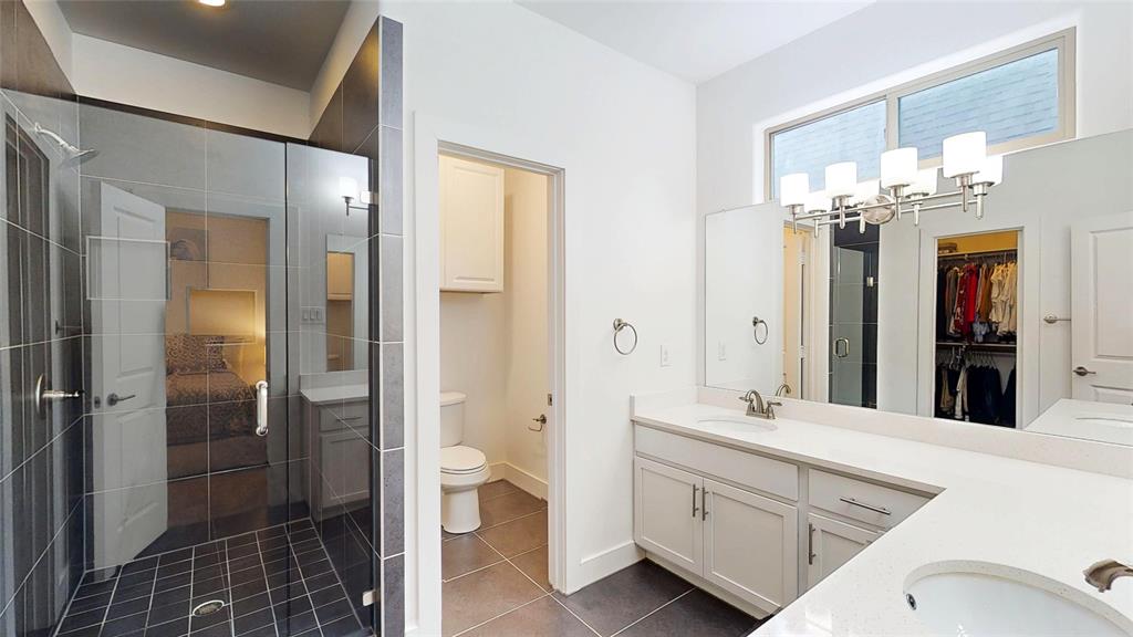 Bryan Pkwy Condos Bldg 5811 - Residential