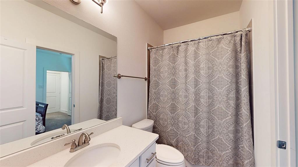 Bryan Pkwy Condos Bldg 5811 - Residential