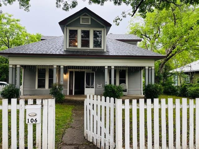 106 Lawrence Avenue